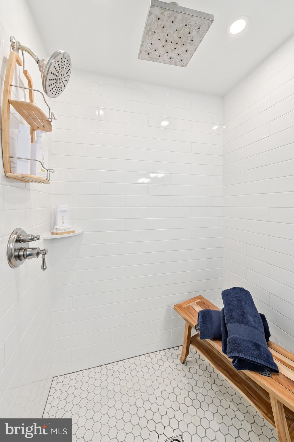 HIGHLANDTOWN - Residential