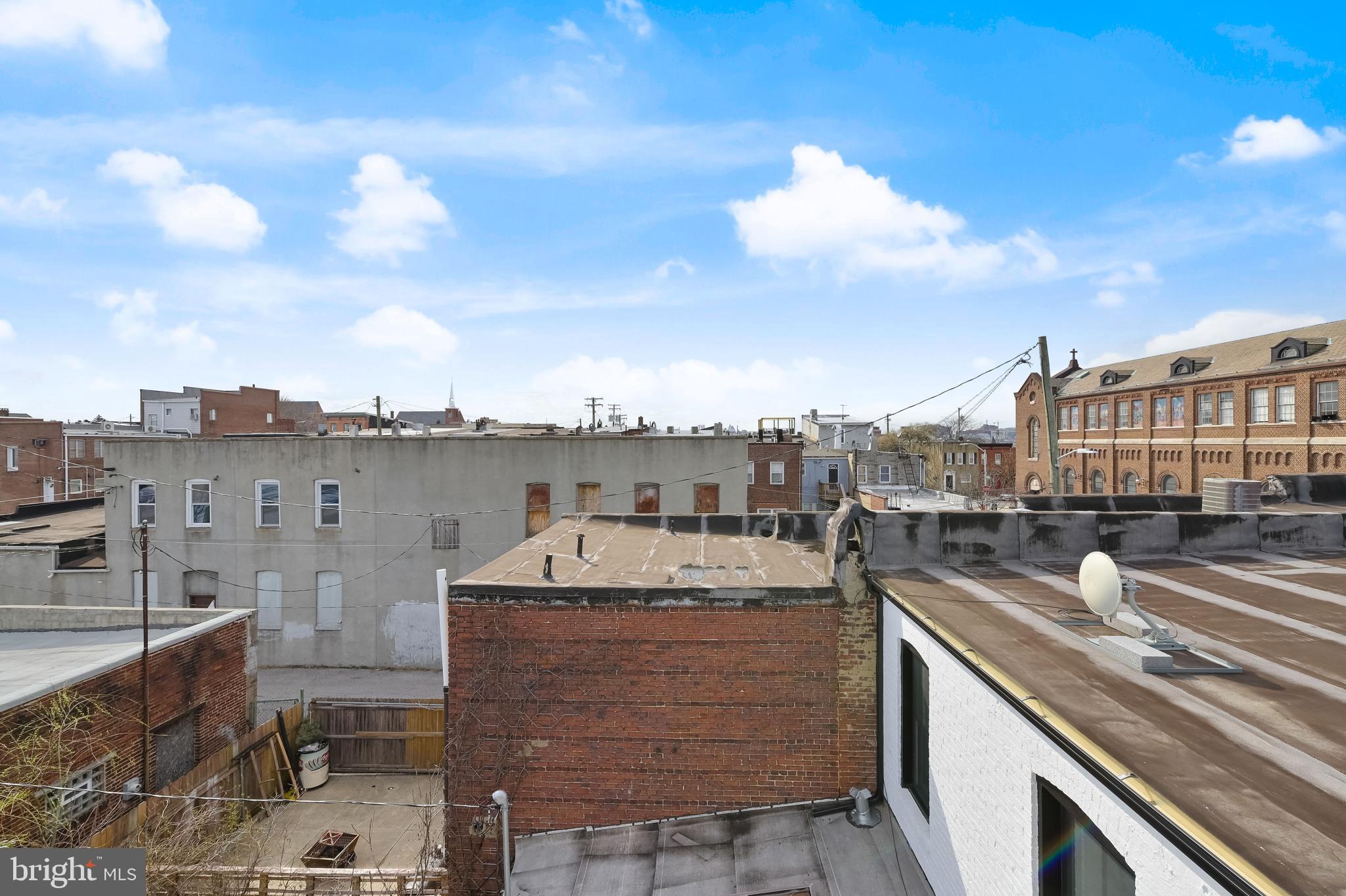 HIGHLANDTOWN - Residential