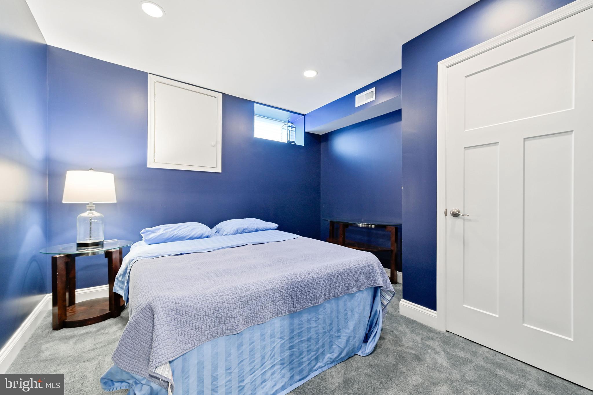 HIGHLANDTOWN - Residential