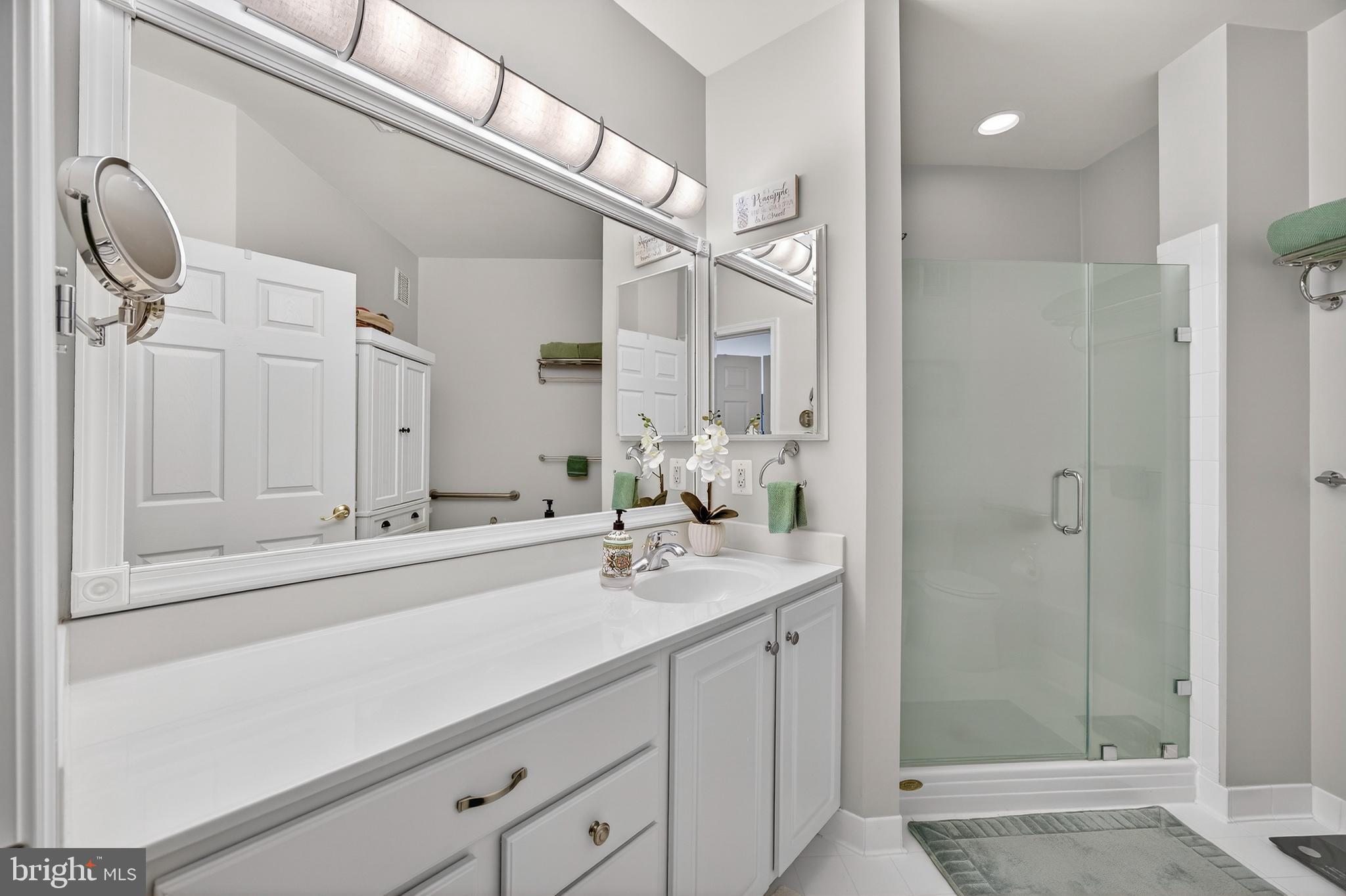 ELLICOTT HILLS - Residential