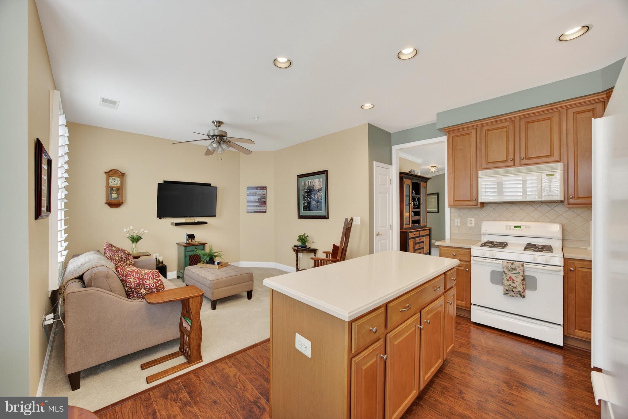 ELLICOTT HILLS - Residential