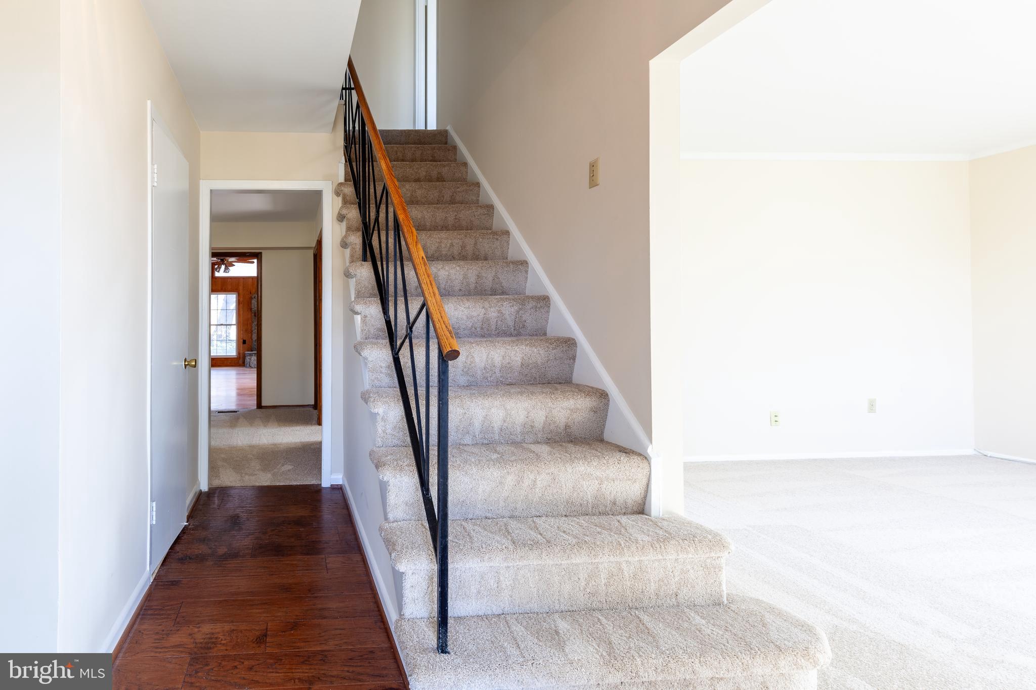 POINTER RIDGE - Residential