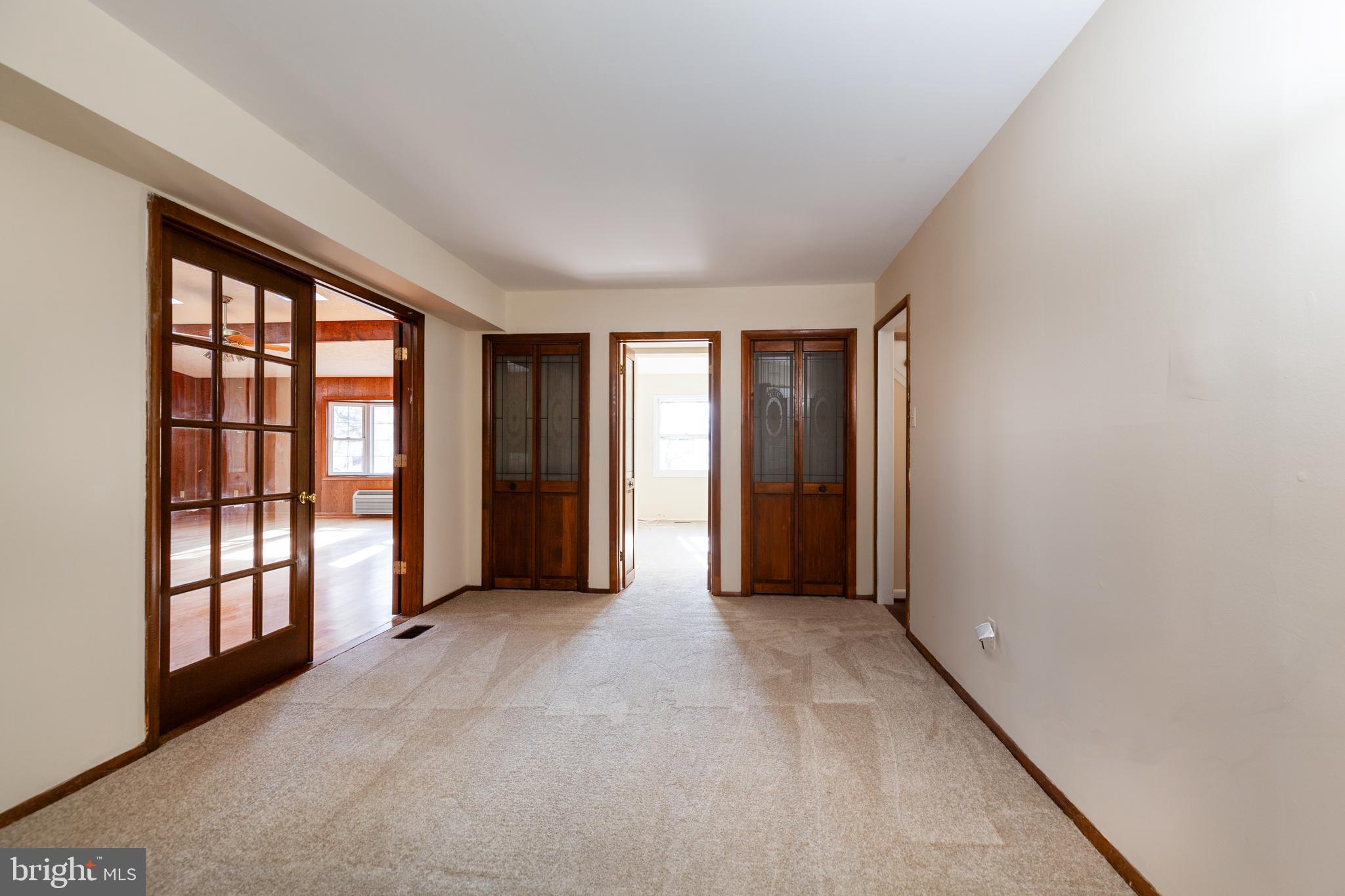 POINTER RIDGE - Residential