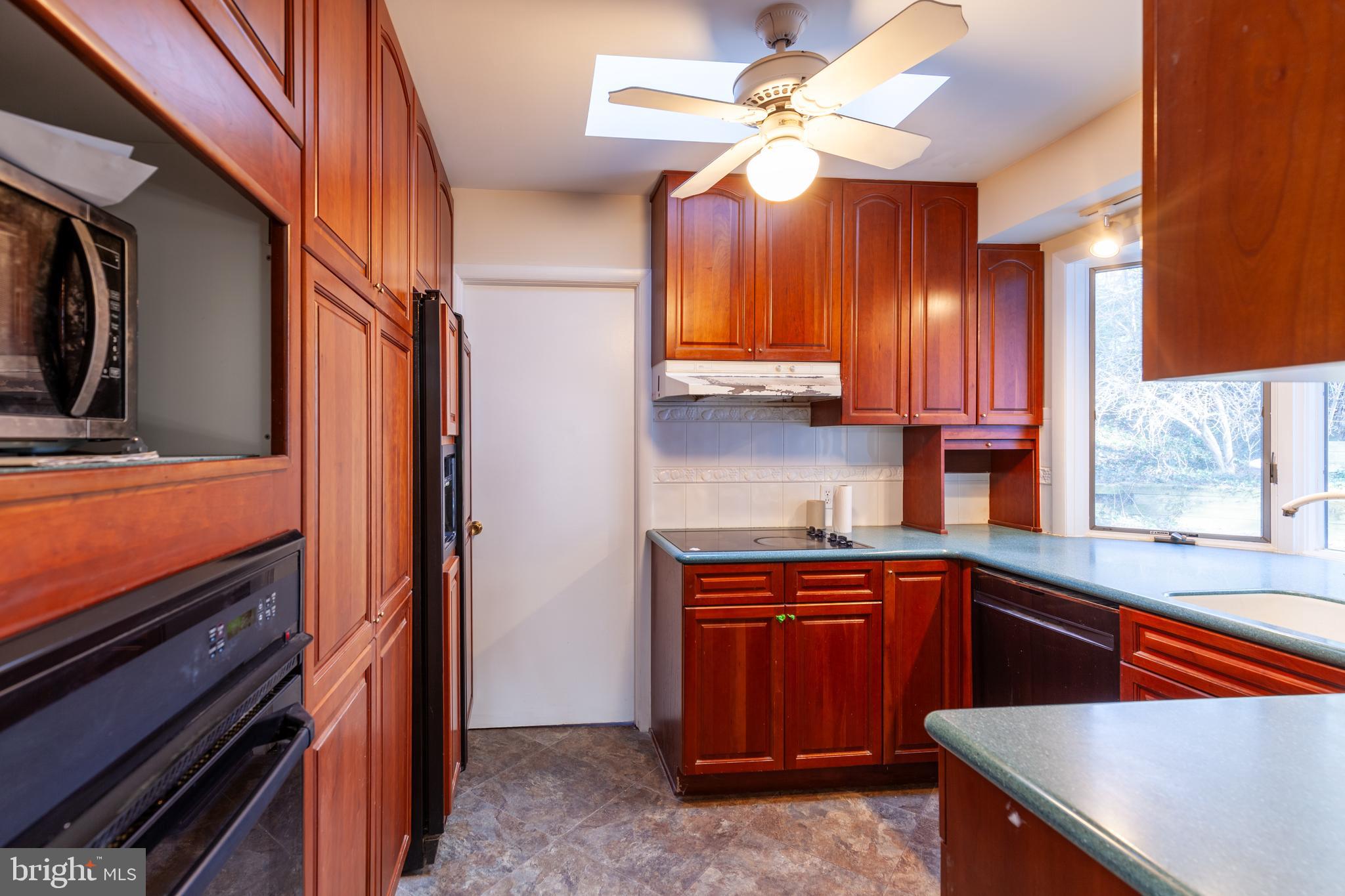 POINTER RIDGE - Residential