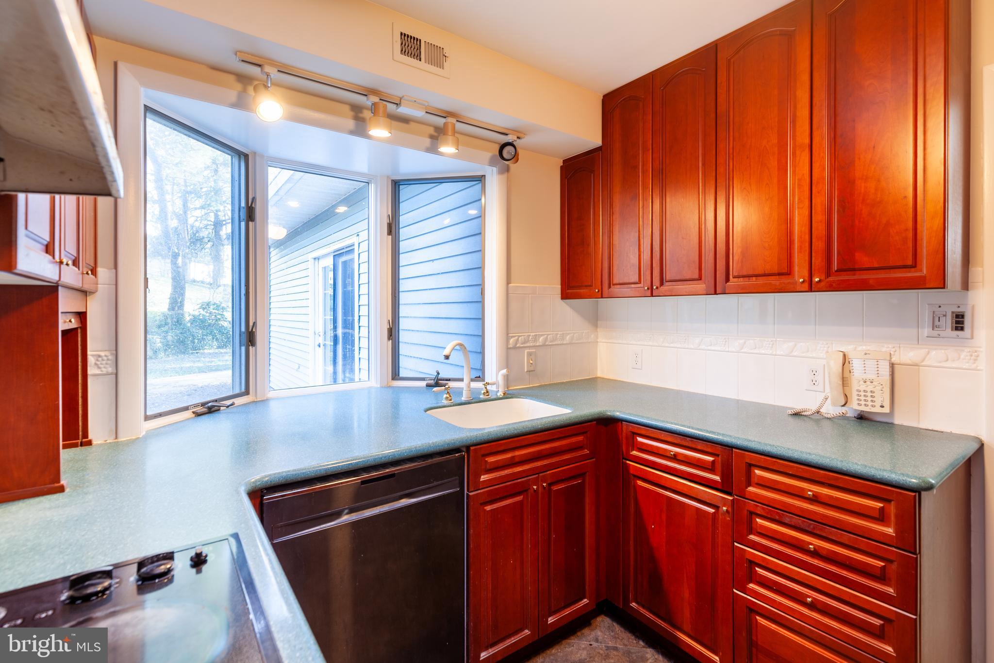 POINTER RIDGE - Residential