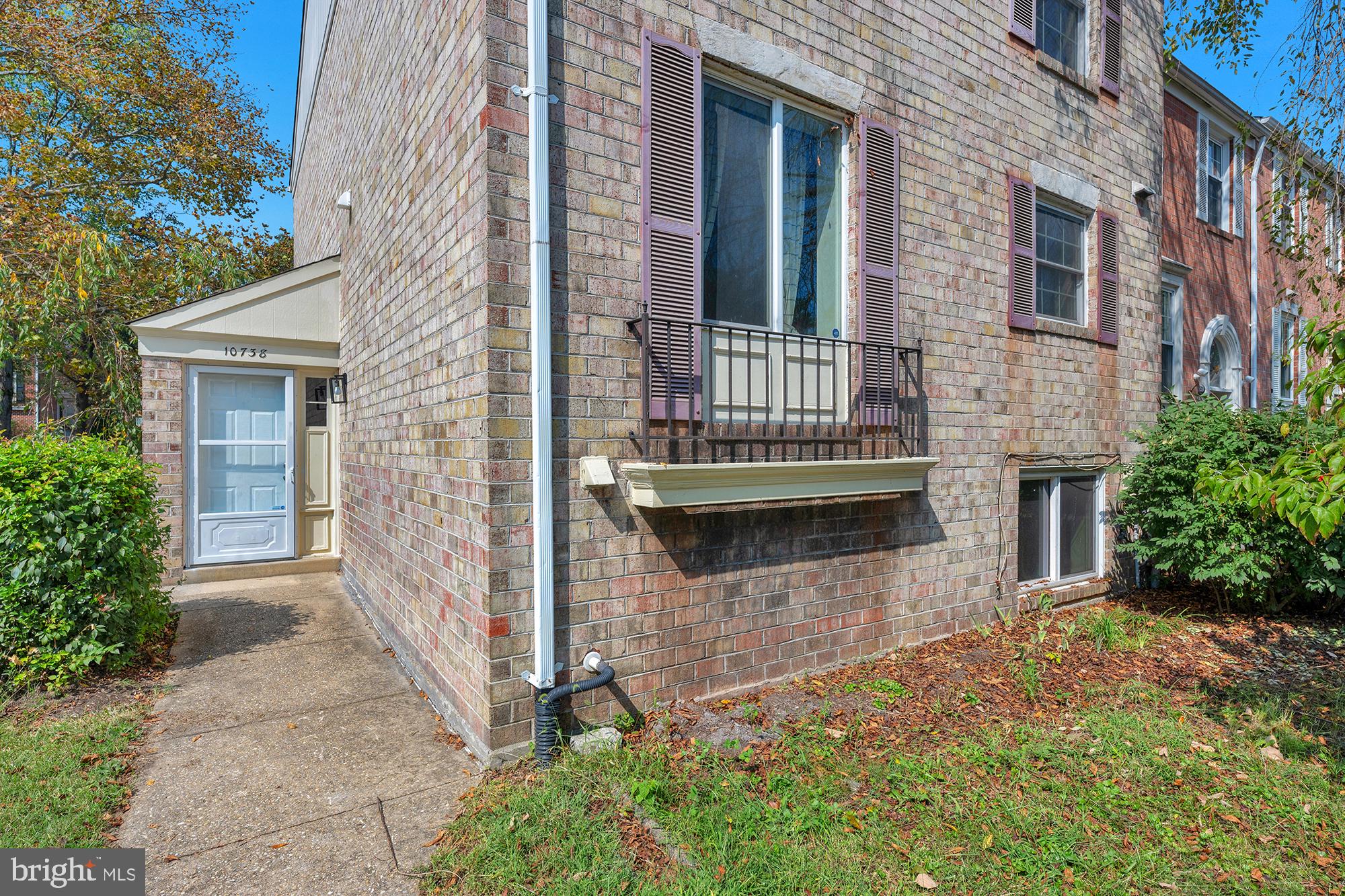10738 BRIDLEREIN TERRACE