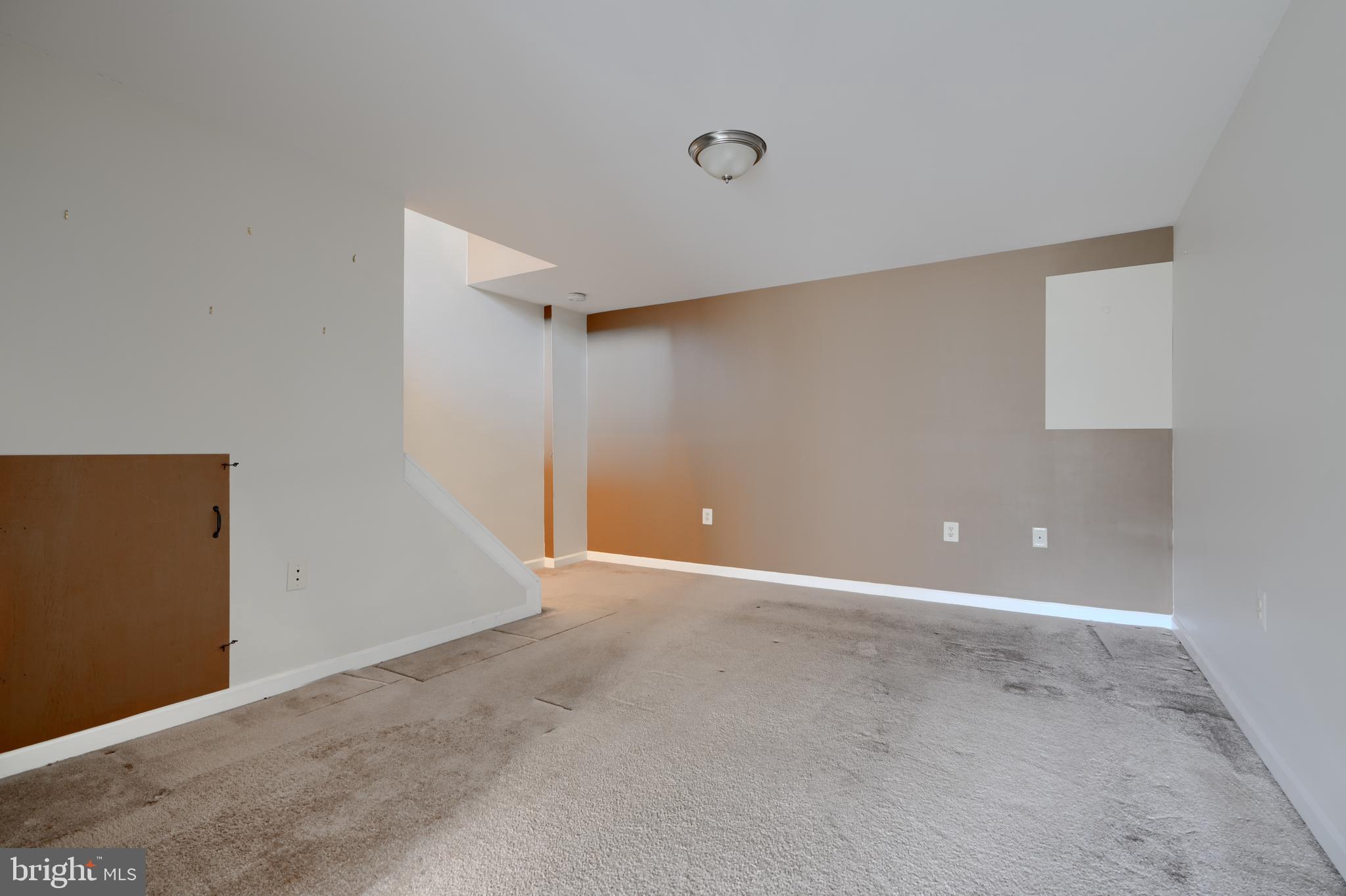 GREENBRIER HILLS - Residential