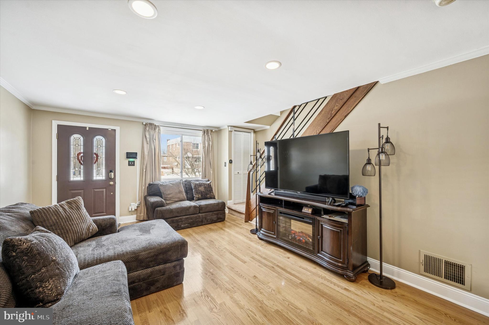 DREXEL PARK GARDEN - Residential