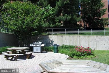 ASTORIA - Residential Lease