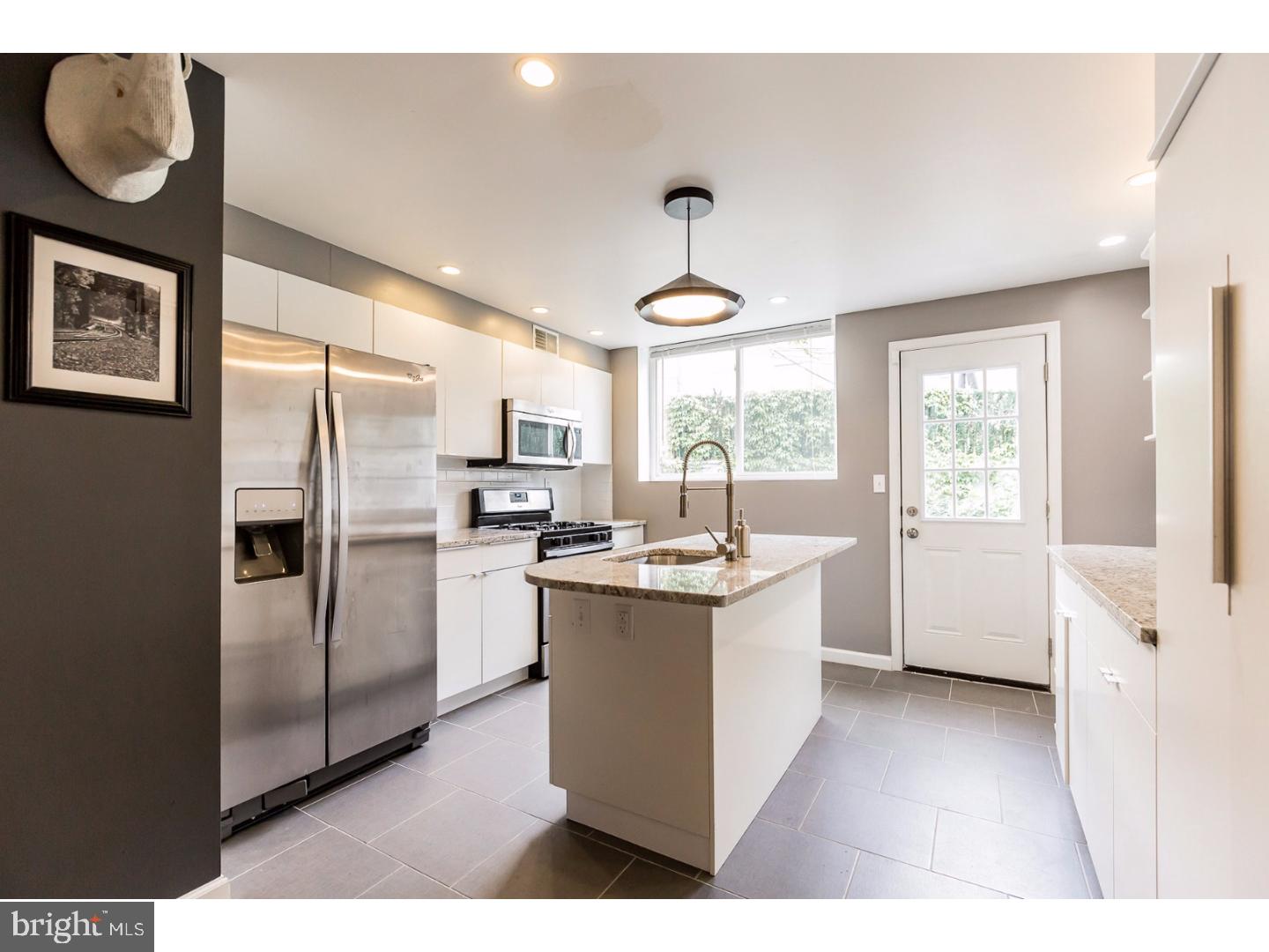 PASSYUNK SQUARE - Residential