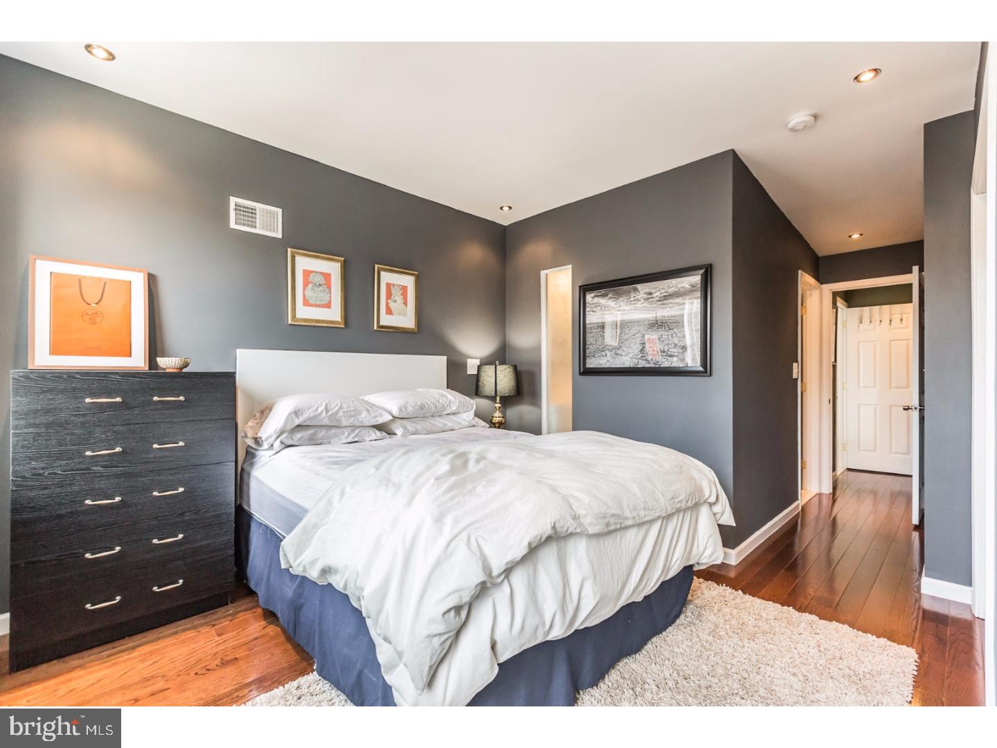 PASSYUNK SQUARE - Residential