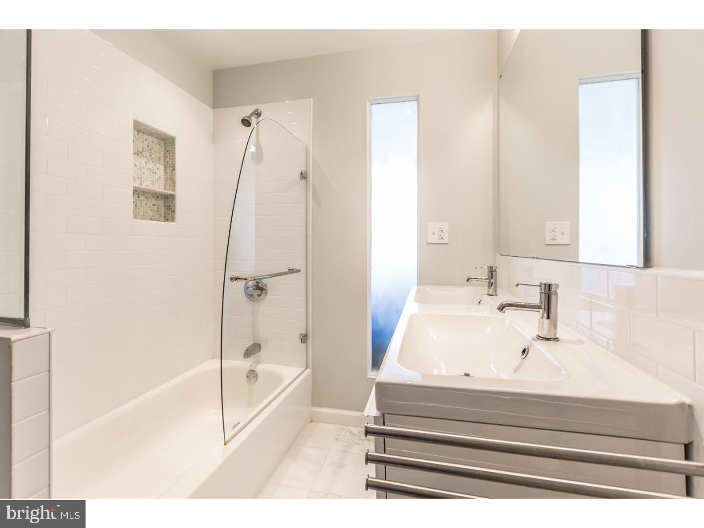 PASSYUNK SQUARE - Residential