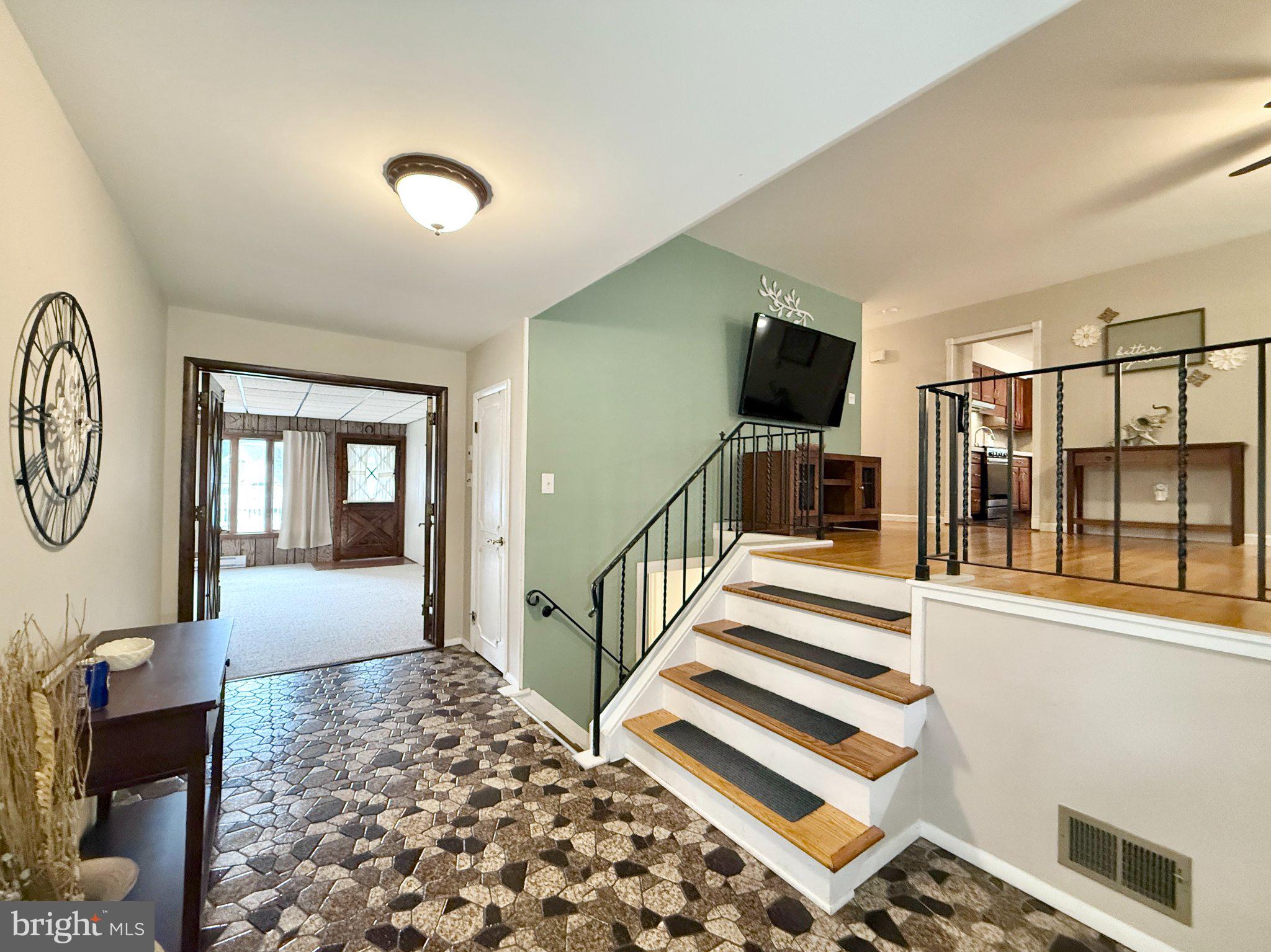 130 FERNWOOD DRIVE