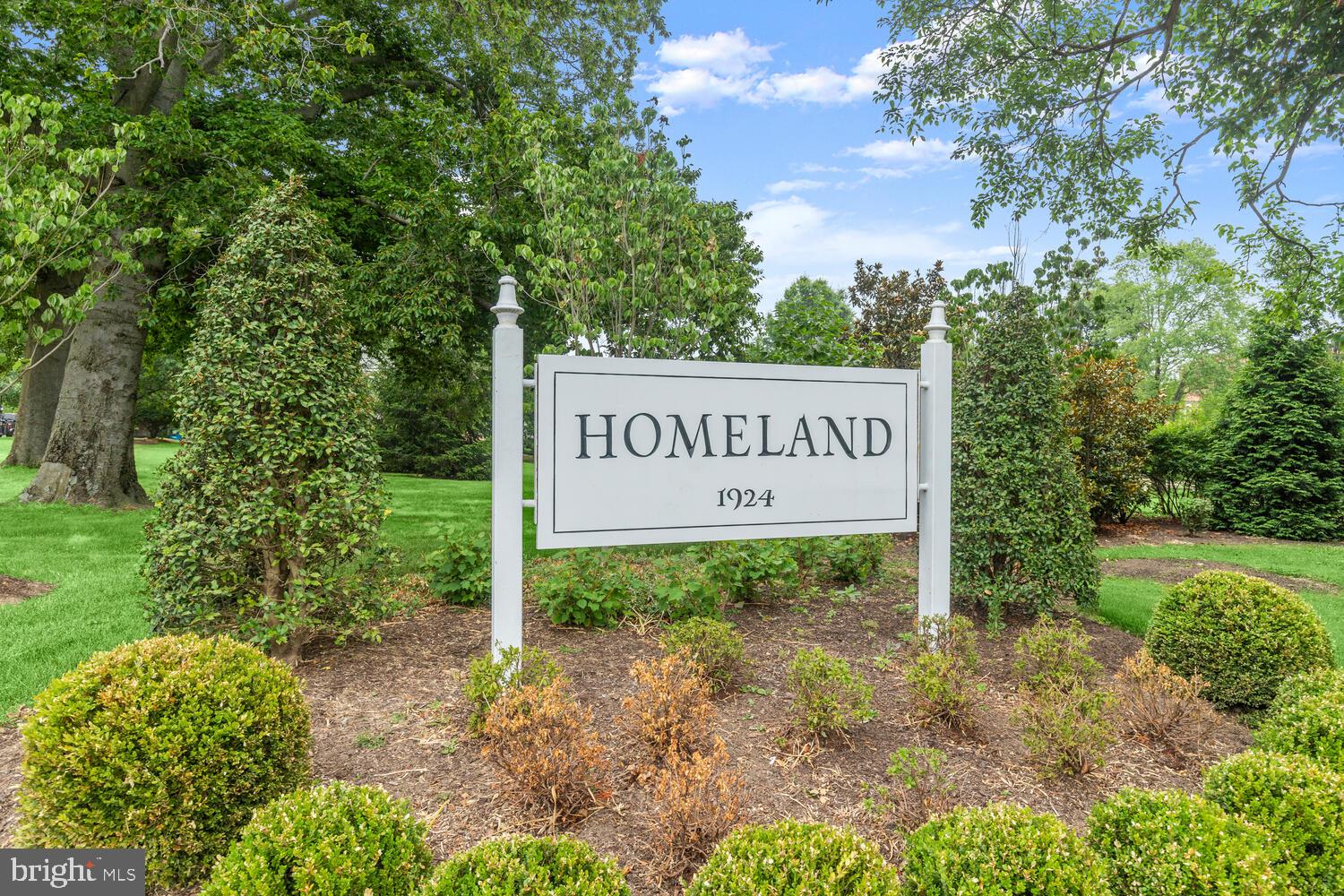 VILLAGES AT HOMELAND - Residential