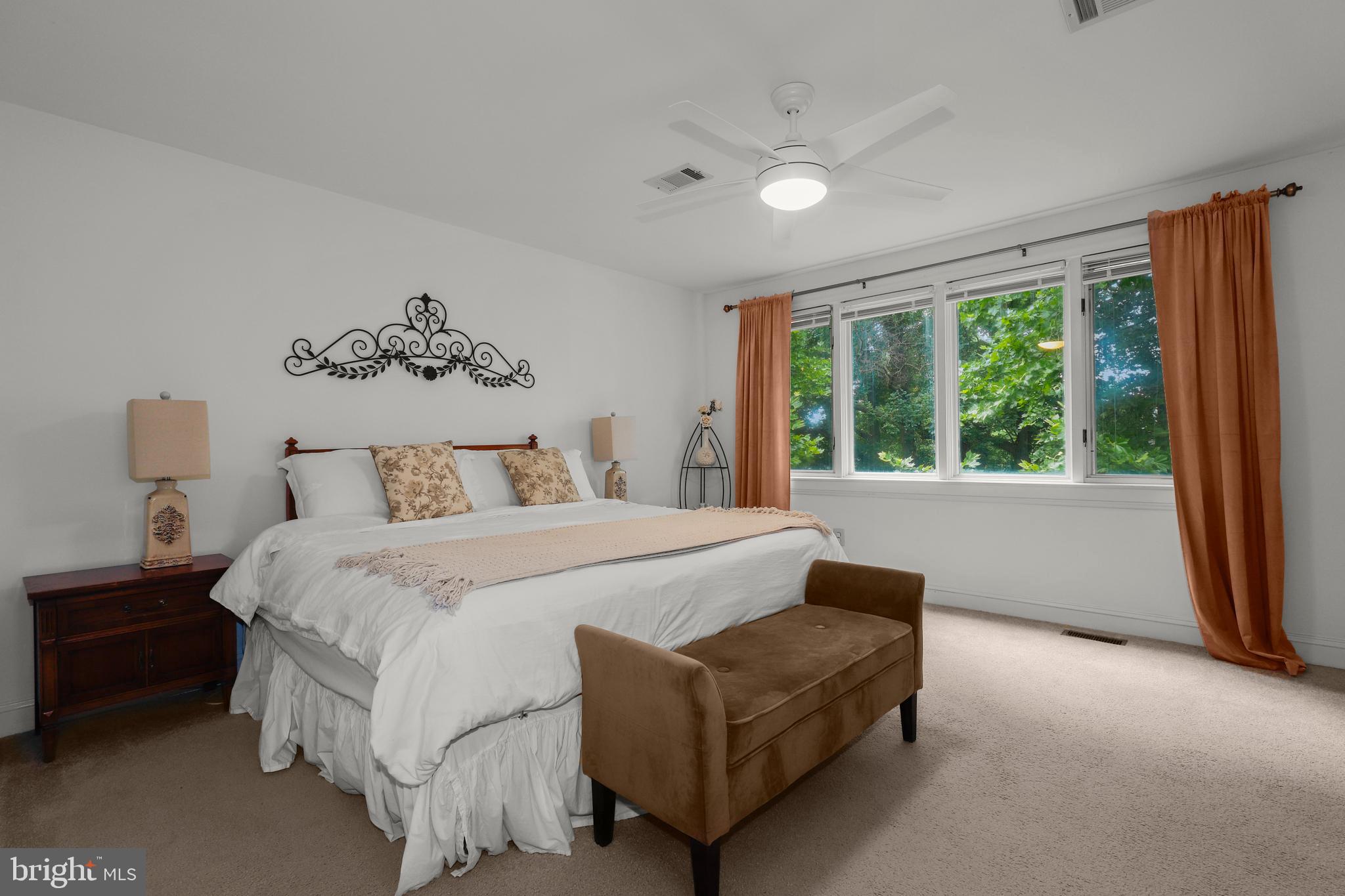 VILLAGES AT HOMELAND - Residential