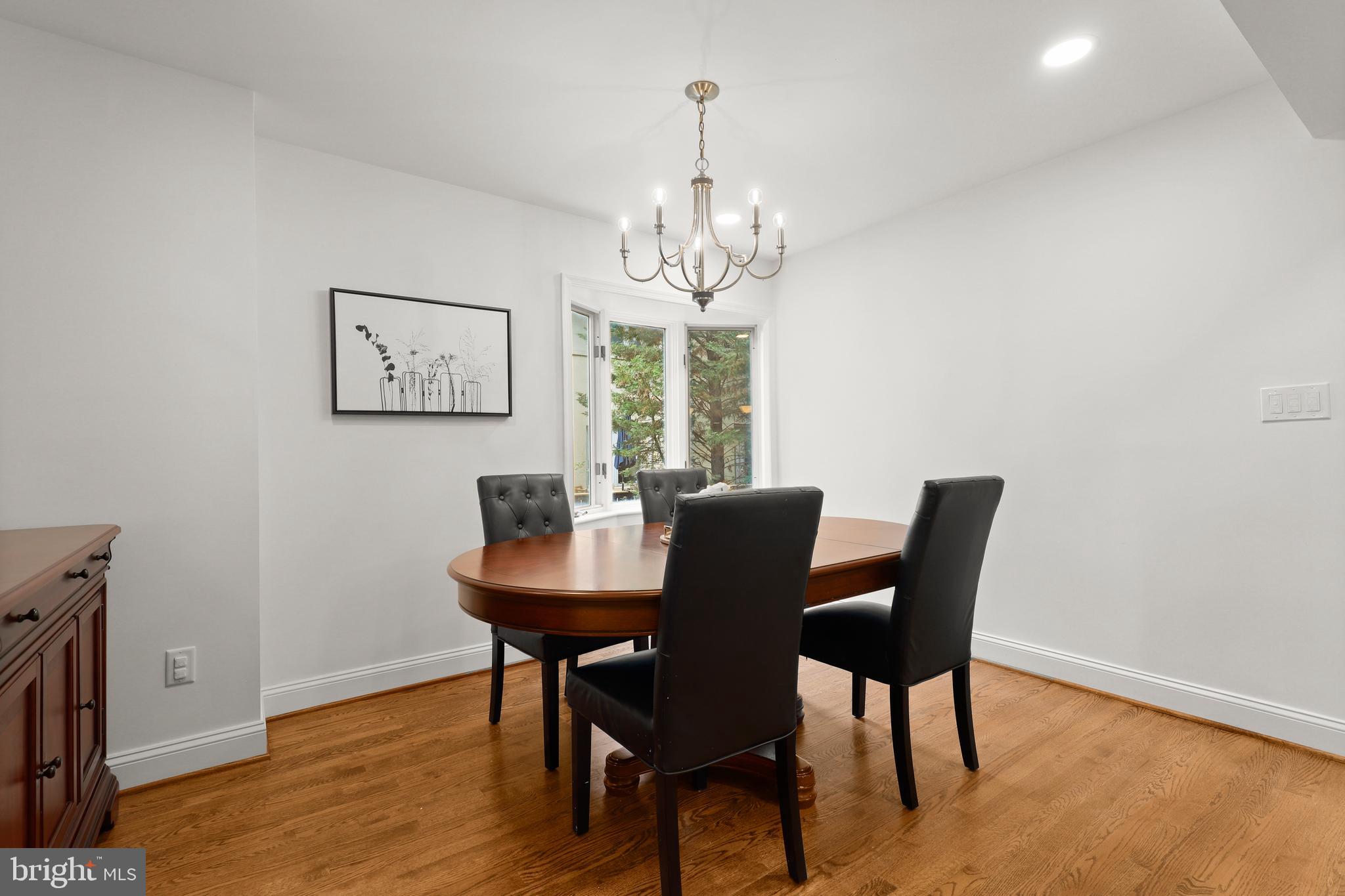 VILLAGES AT HOMELAND - Residential