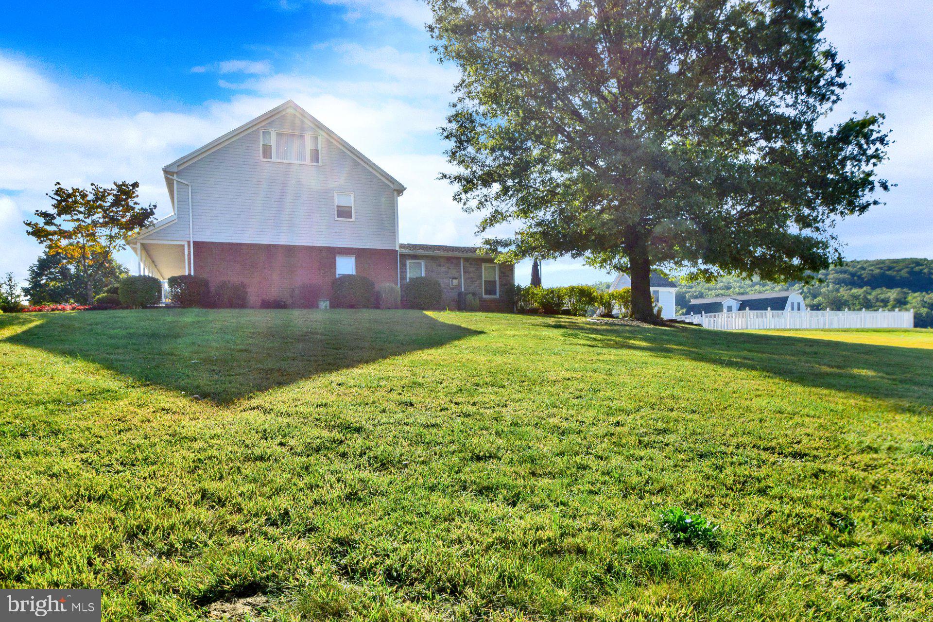 APPLEWOOD ACRES - Residential