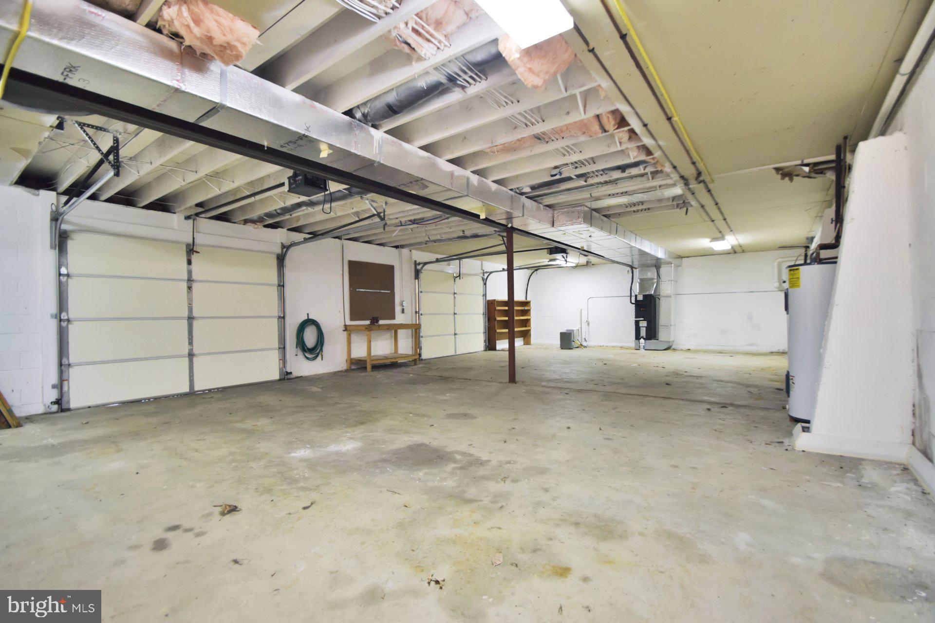 APPLEWOOD ACRES - Residential