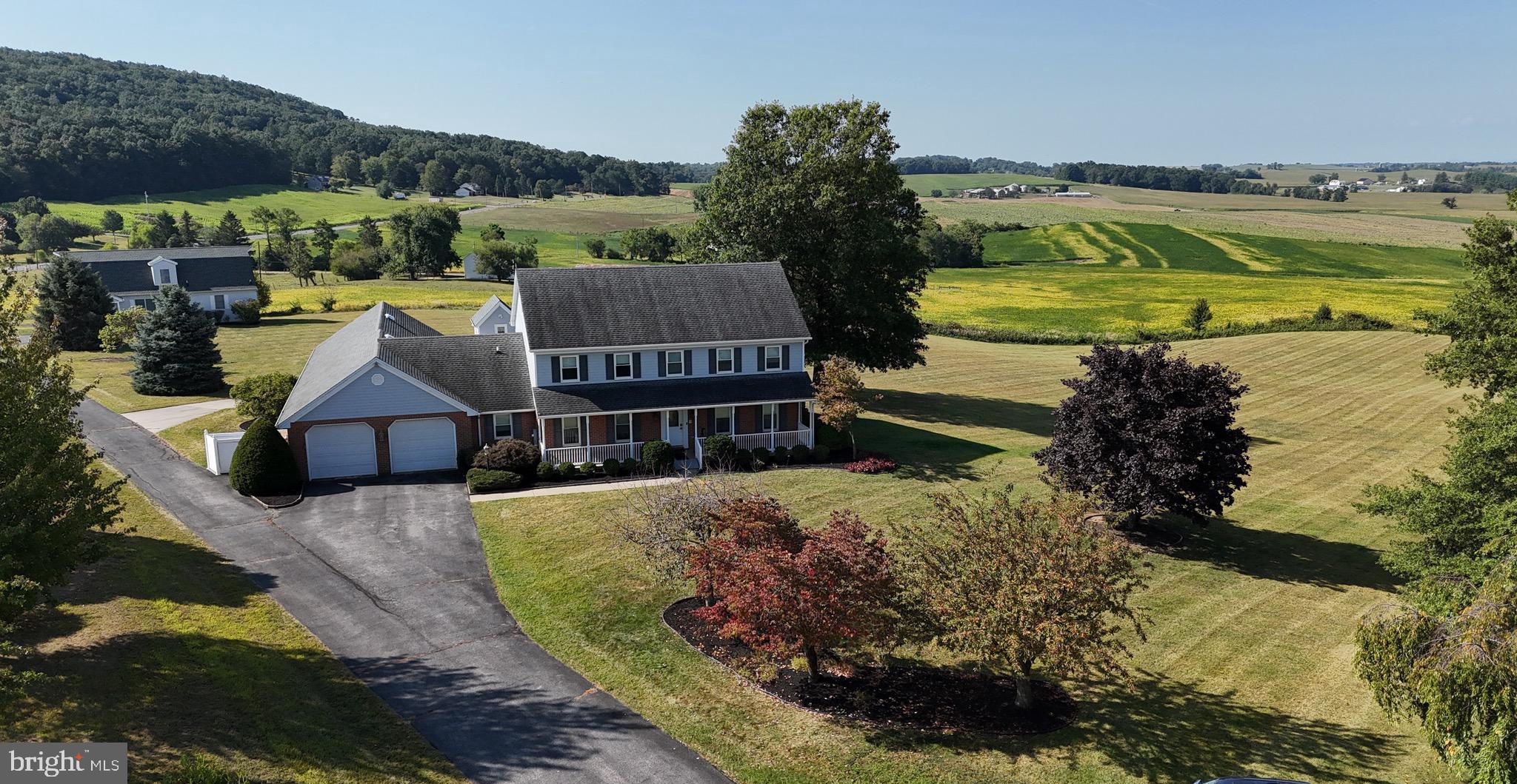 APPLEWOOD ACRES - Residential