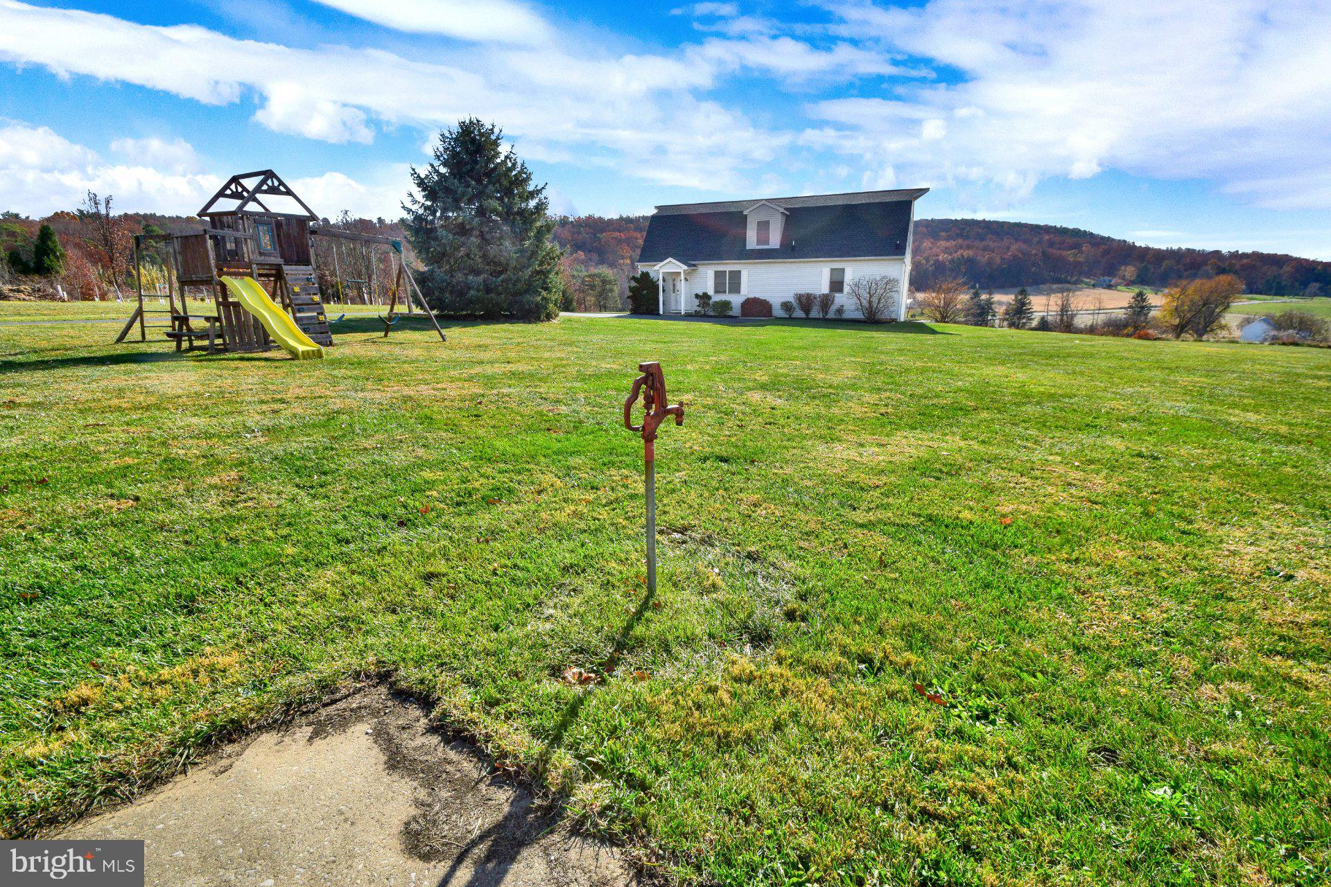 APPLEWOOD ACRES - Residential