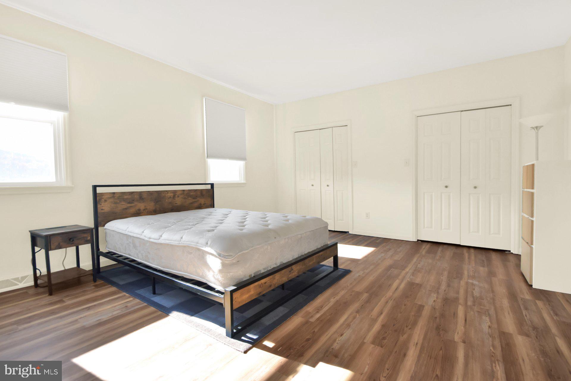 APPLEWOOD ACRES - Residential