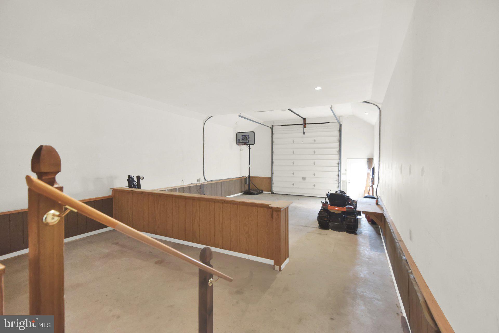 APPLEWOOD ACRES - Residential