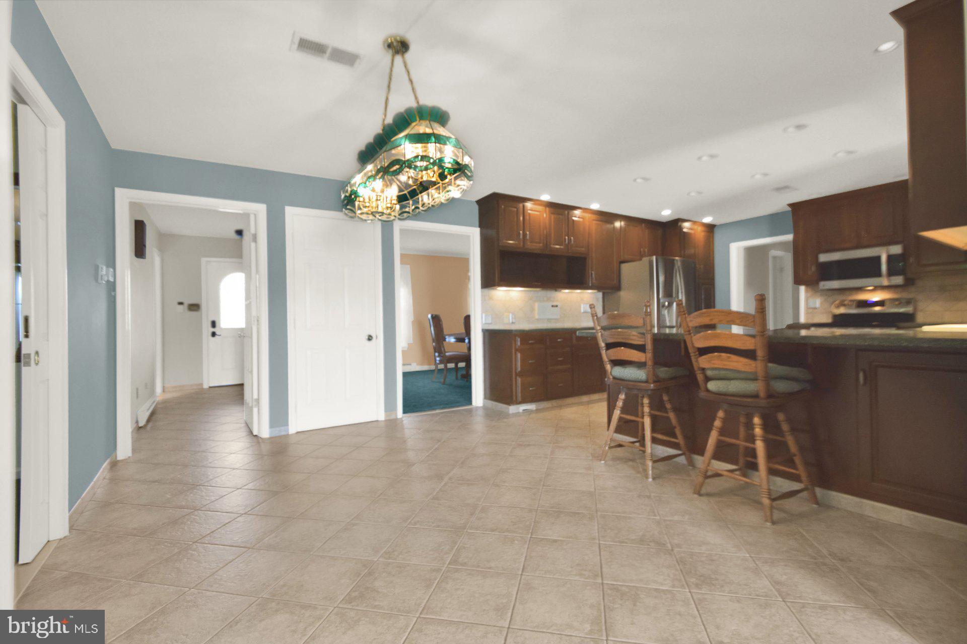 APPLEWOOD ACRES - Residential