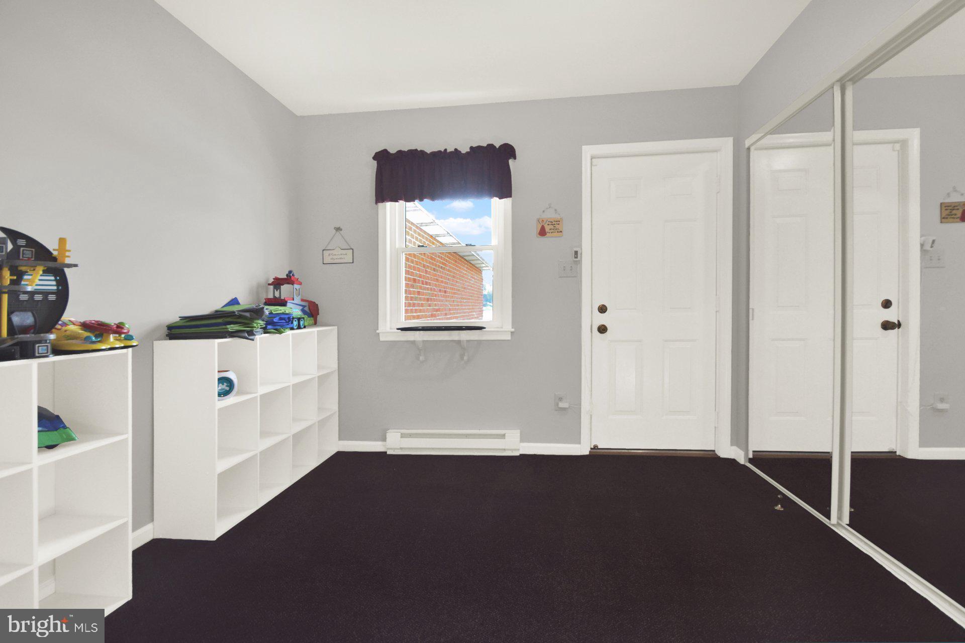 APPLEWOOD ACRES - Residential