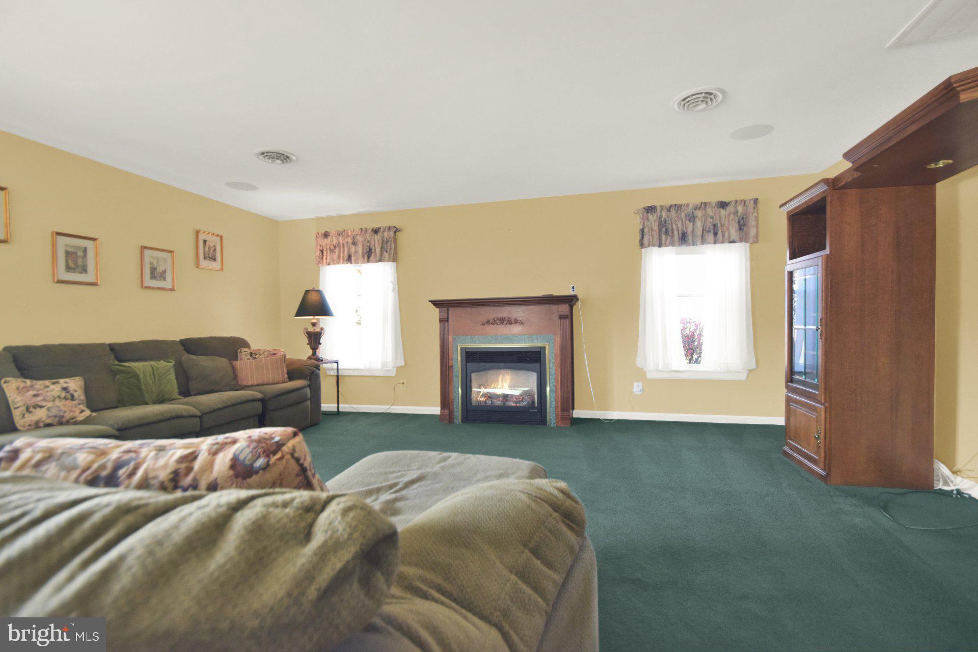 APPLEWOOD ACRES - Residential