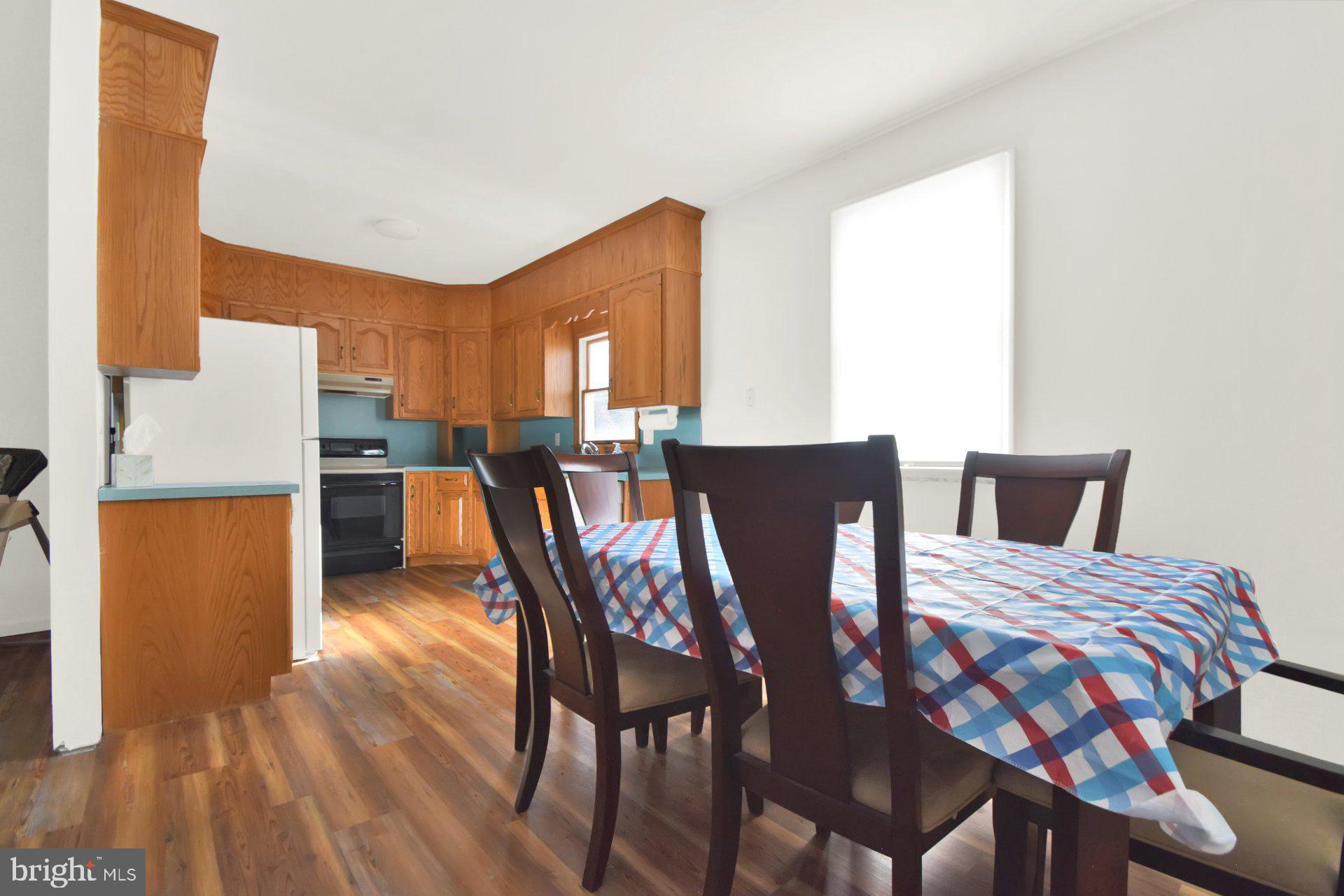 APPLEWOOD ACRES - Residential