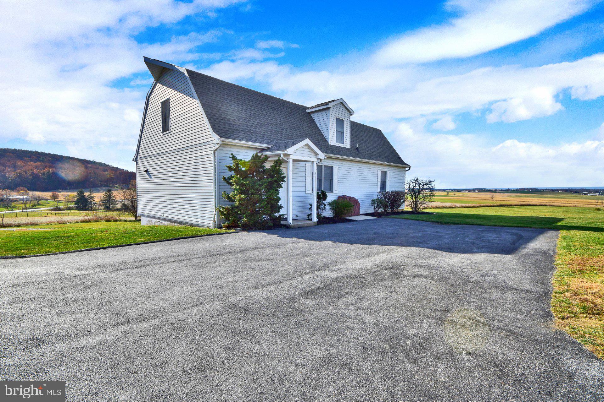 APPLEWOOD ACRES - Residential