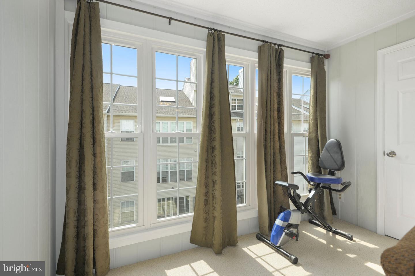 HEIGHTS AT PENDERBROOK - Residential Lease