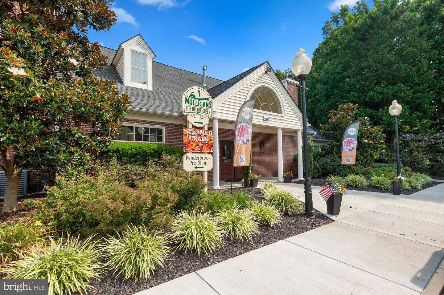 HEIGHTS AT PENDERBROOK - Residential Lease