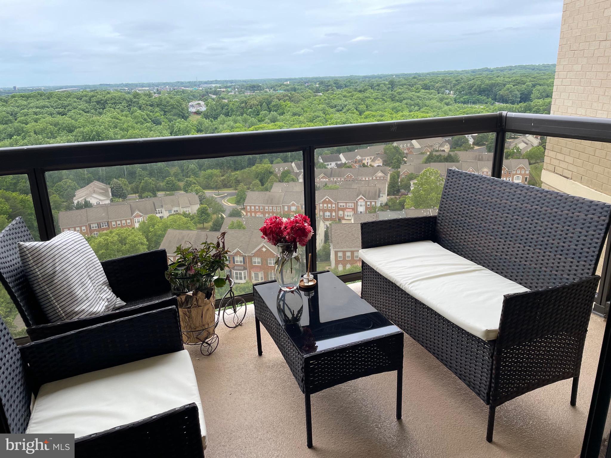 WATERGATE AT LANDMARK - Residential Lease