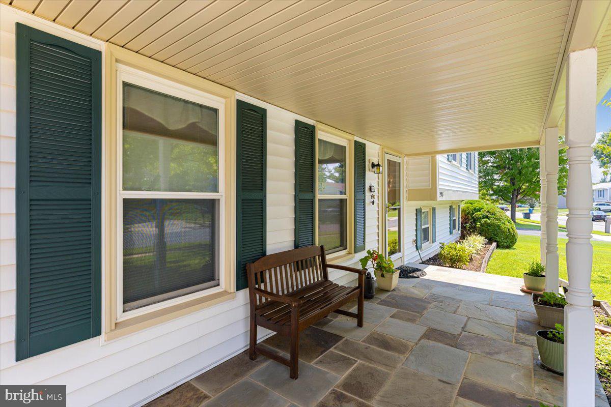 2913 ASHDOWN FOREST DRIVE