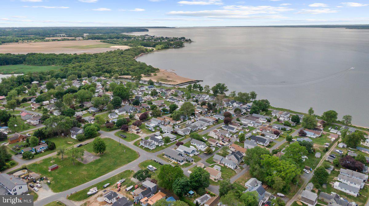 CRYSTAL BEACH MANOR - Residential