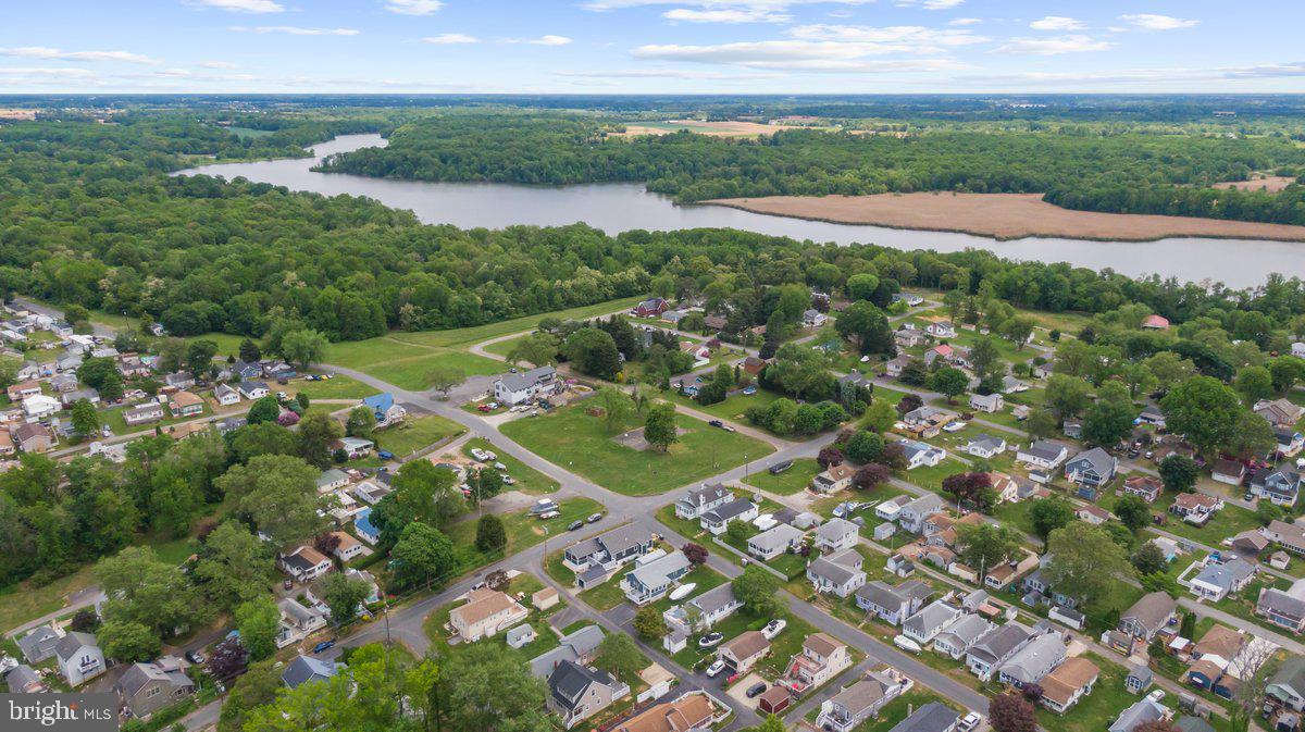 CRYSTAL BEACH MANOR - Residential