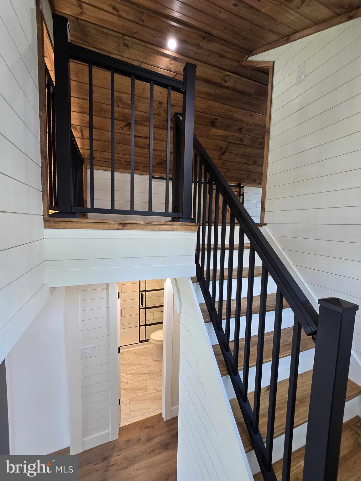 CRYSTAL BEACH MANOR - Residential