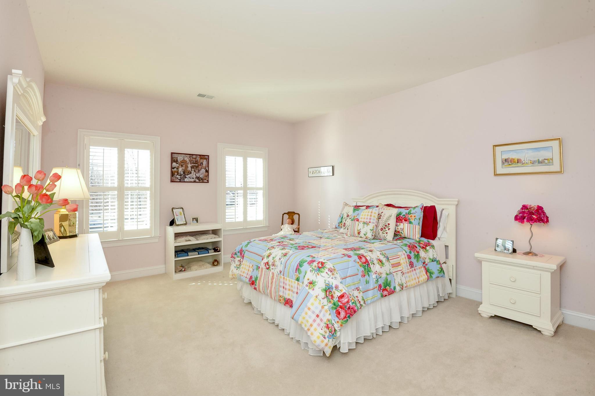 CEDAR CREST - Residential