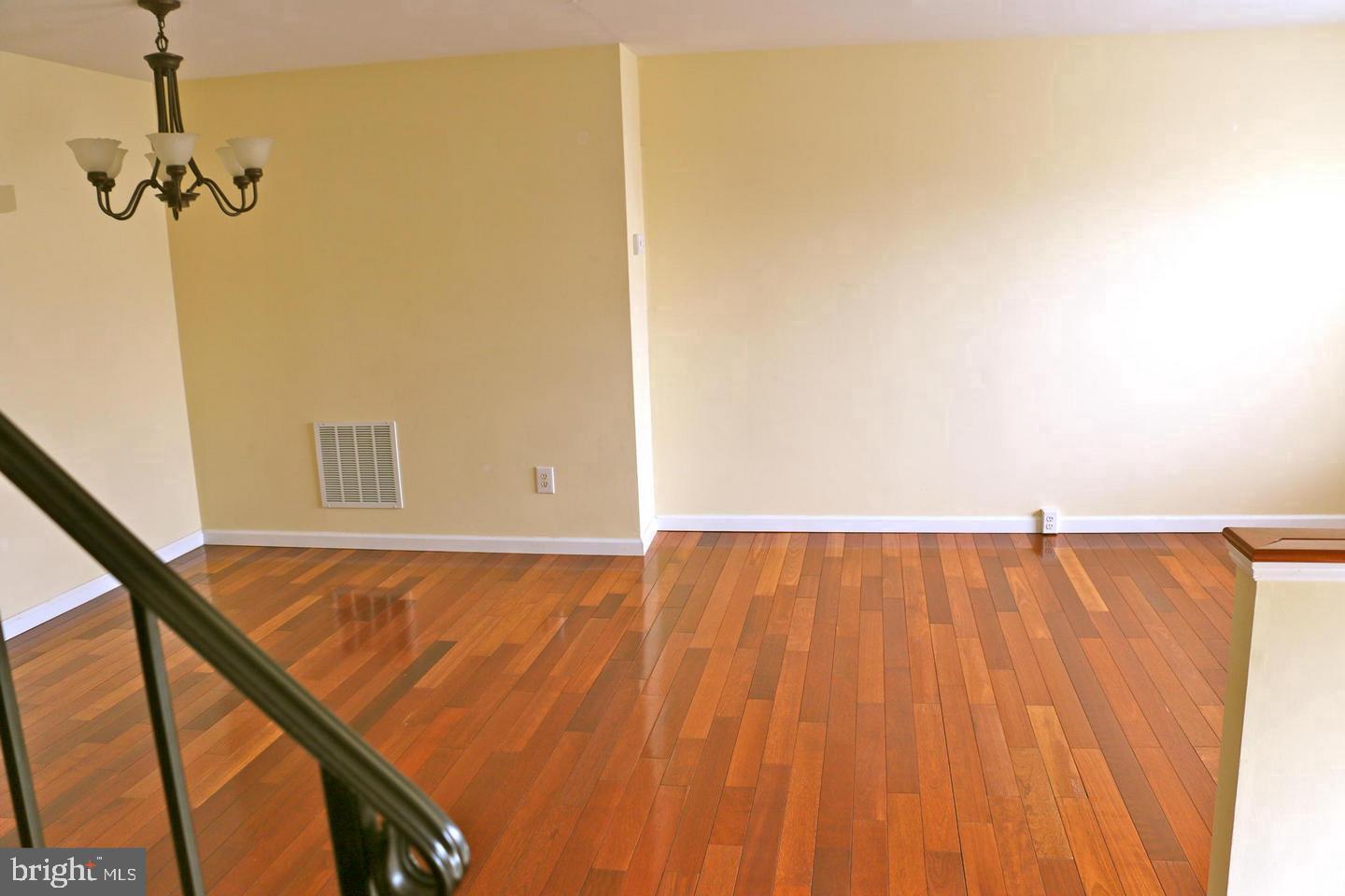 14904 ENTERPRISE LANE