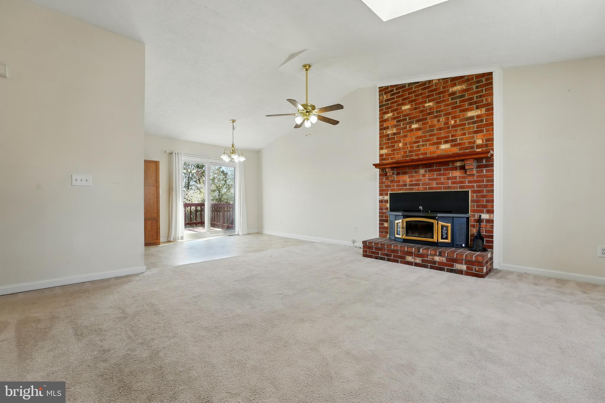 MEADOWBROOKE - Residential