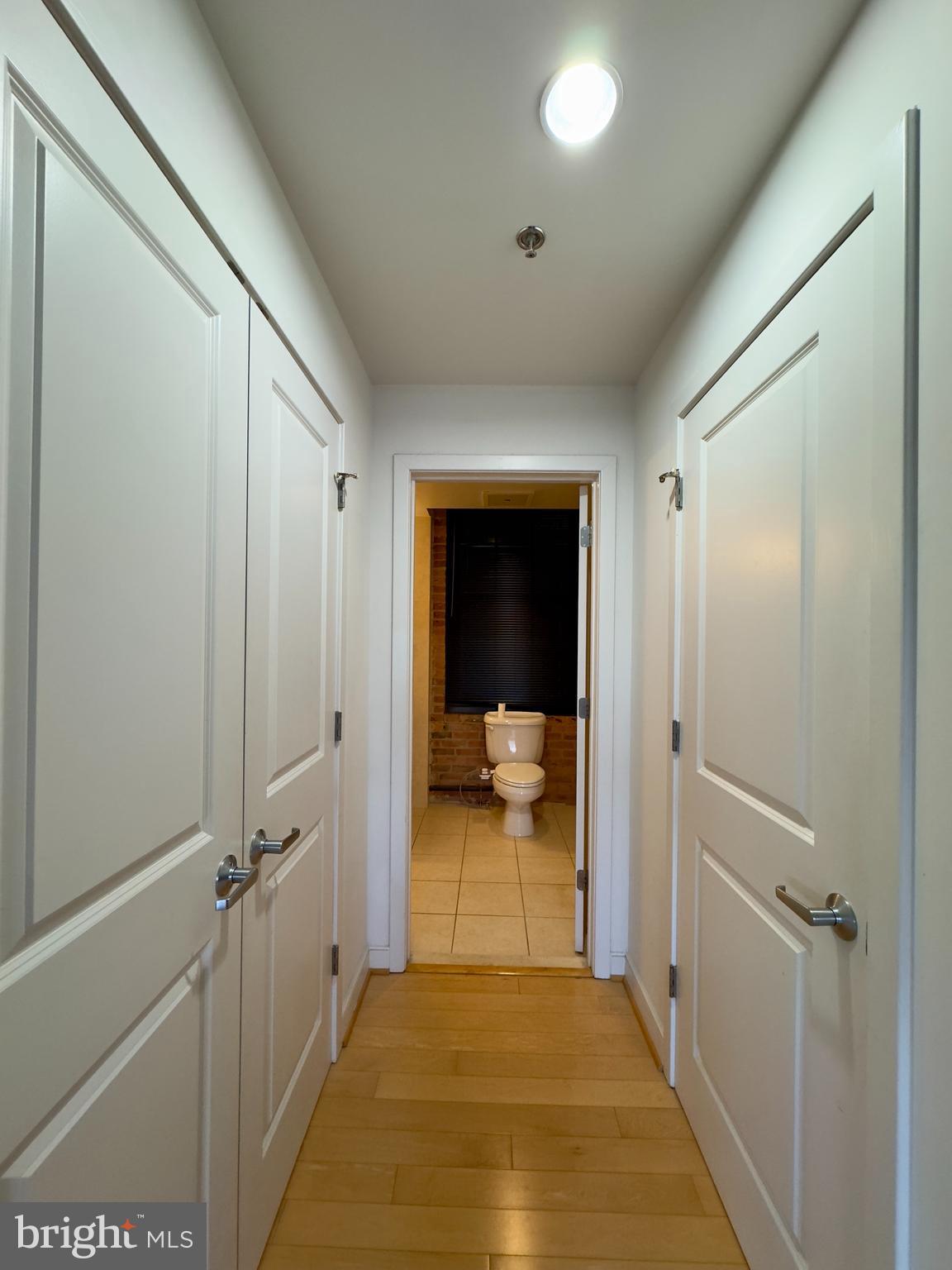 DOWNTOWN - Residential Lease