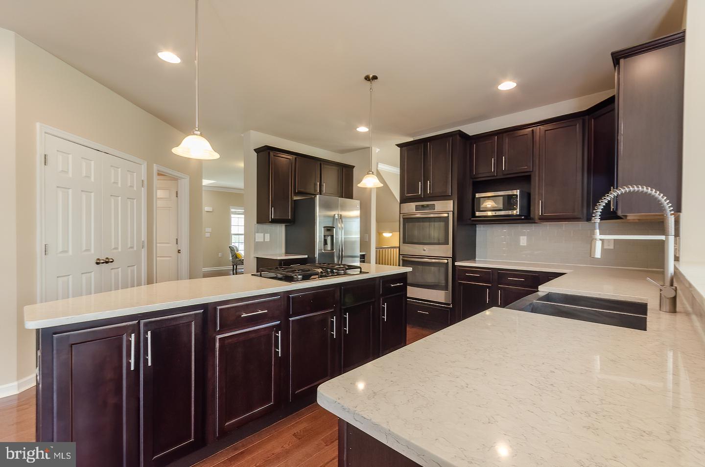 BROOKFIELD ON THE POTOMAC - Residential