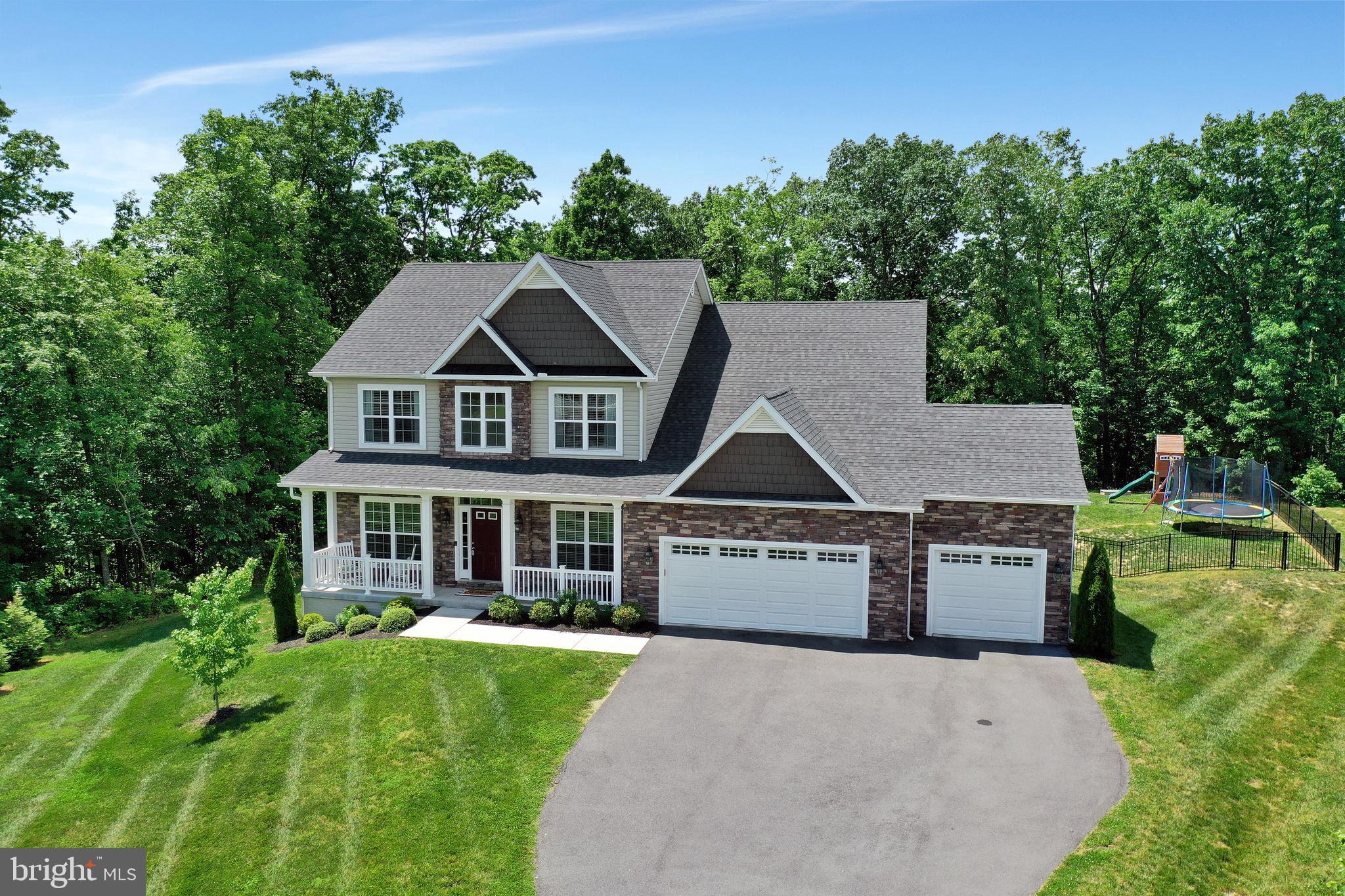 BROOKFIELD ON THE POTOMAC - Residential