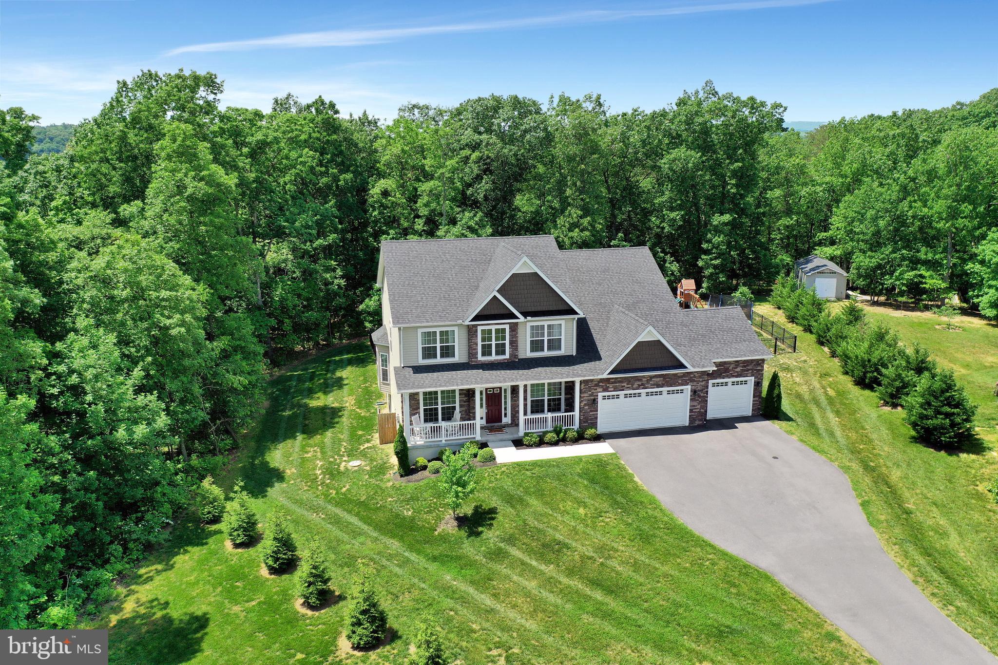 BROOKFIELD ON THE POTOMAC - Residential