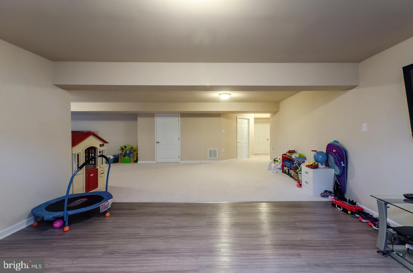 BROOKFIELD ON THE POTOMAC - Residential