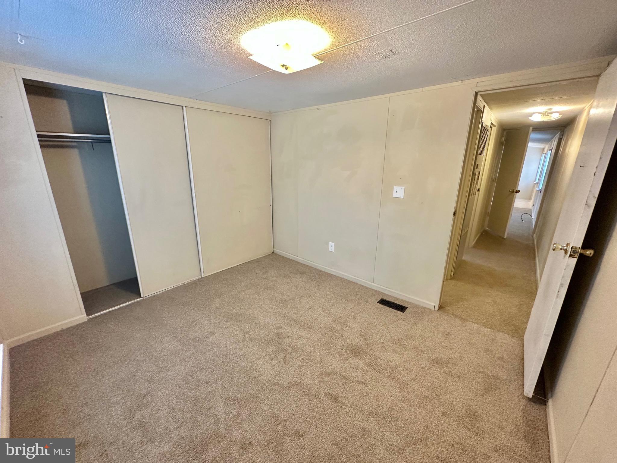 HOLTWOOD MHP - Residential