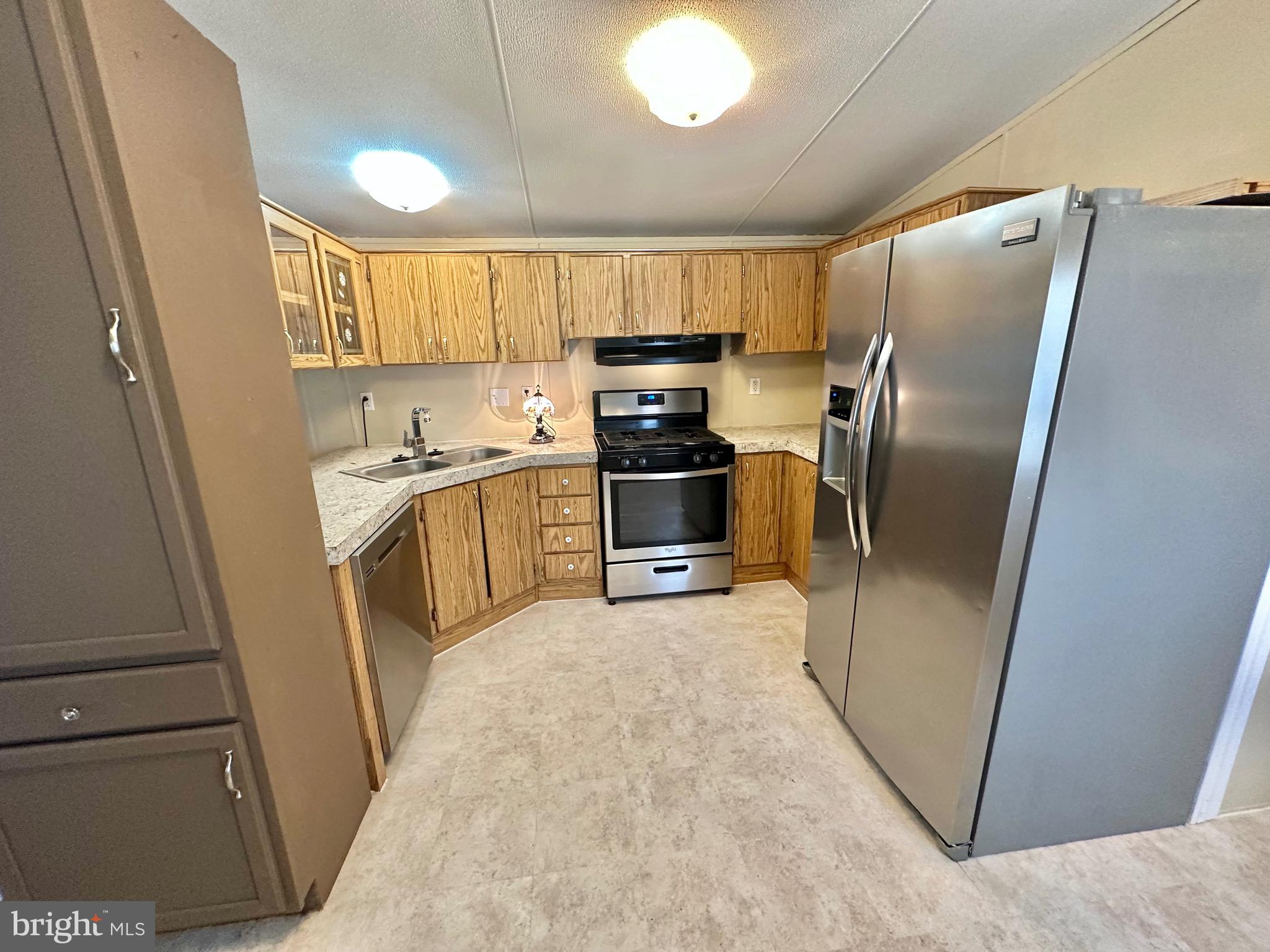 HOLTWOOD MHP - Residential