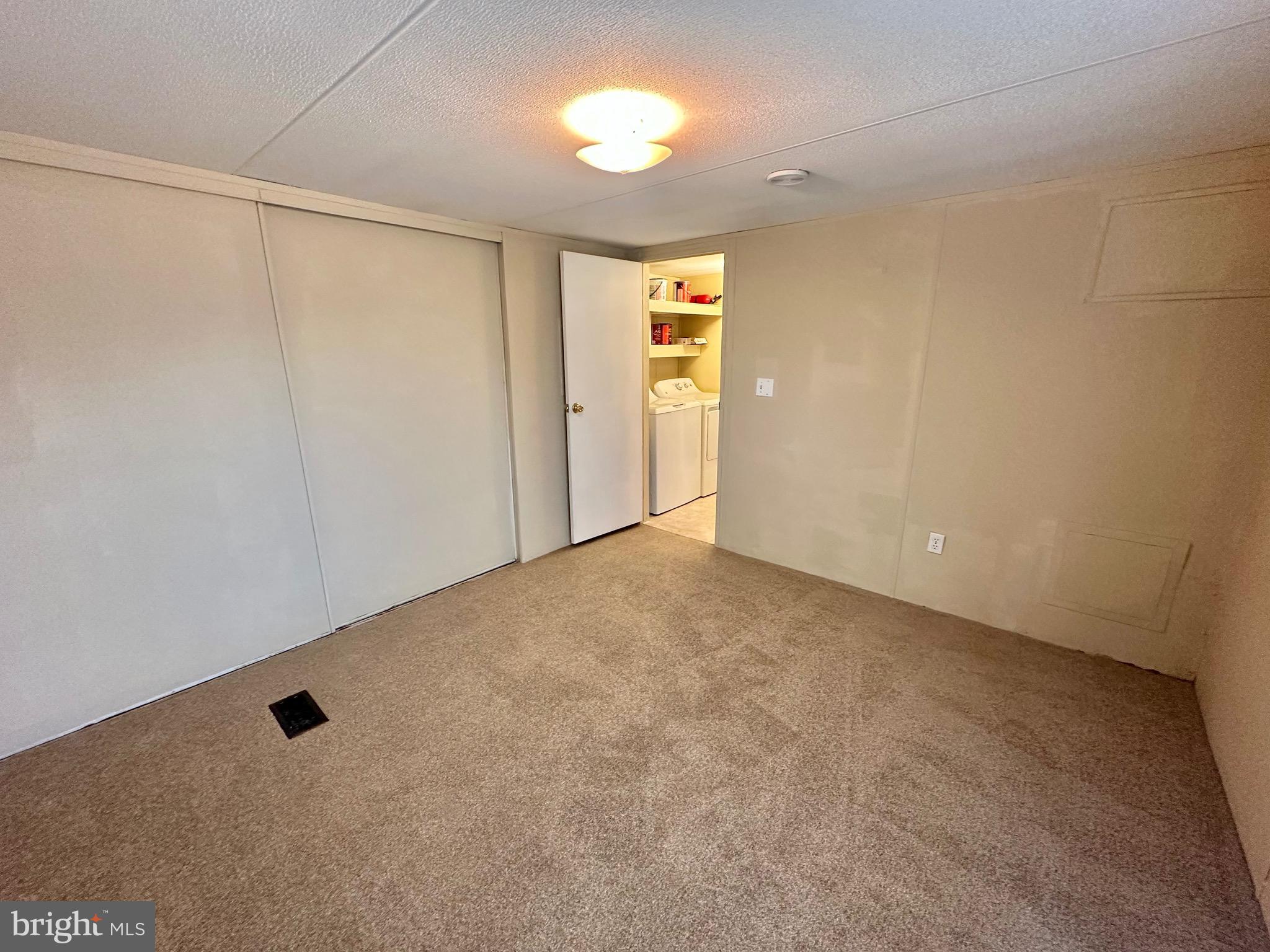 HOLTWOOD MHP - Residential