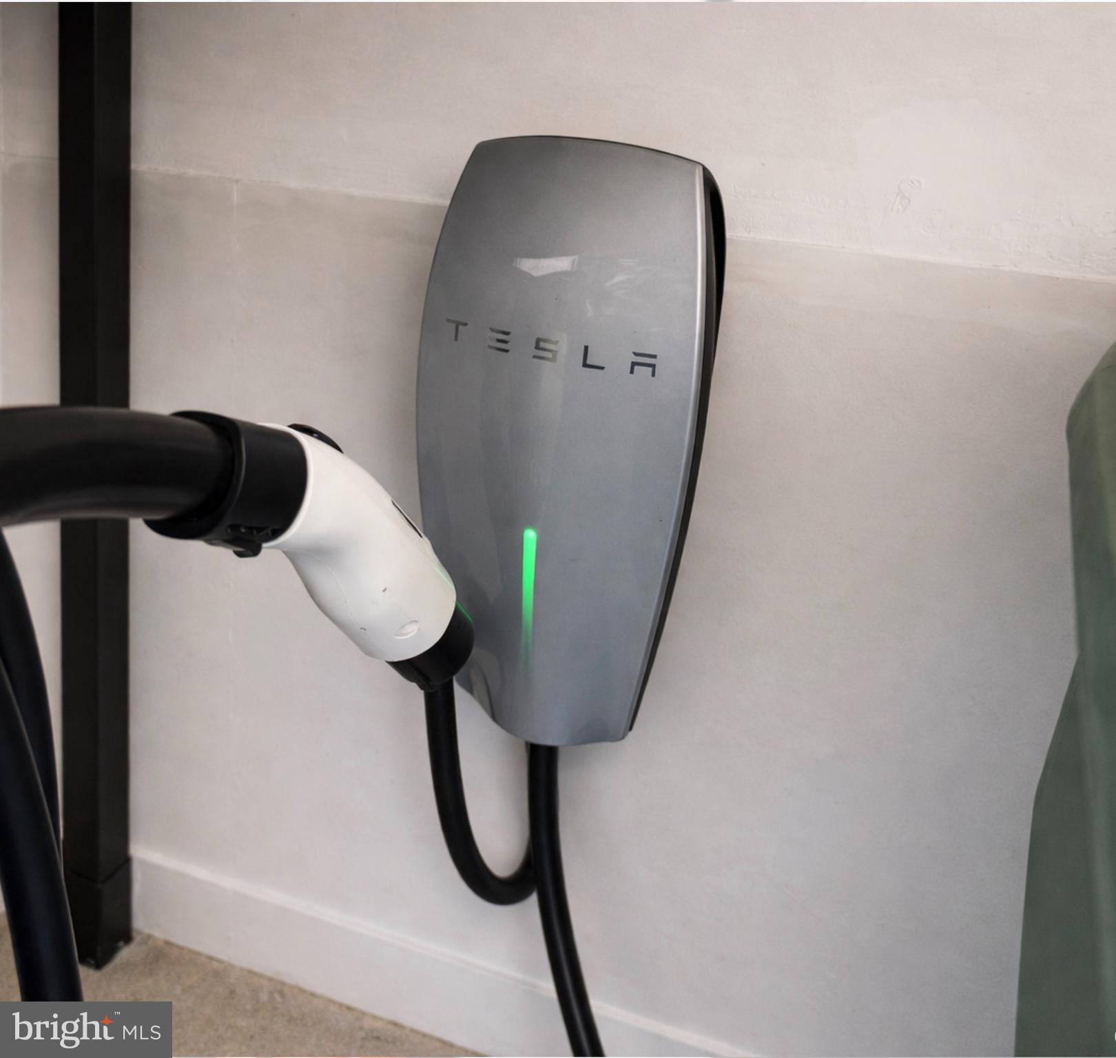 HAMILTON RESERVE - Residential